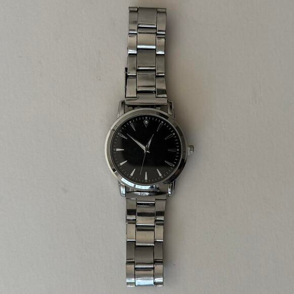 Y2K Silver Quartz Watch with Black Minimal Dial Unisex 8.5" New - Picture 6 of 8